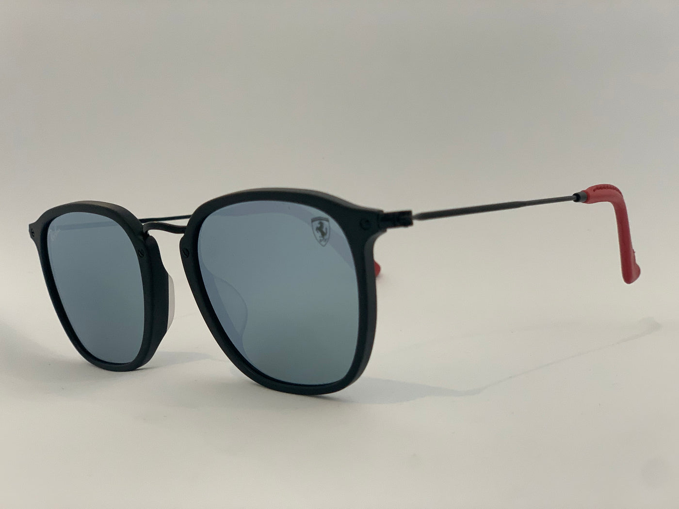 Ray-Ban Ferrari