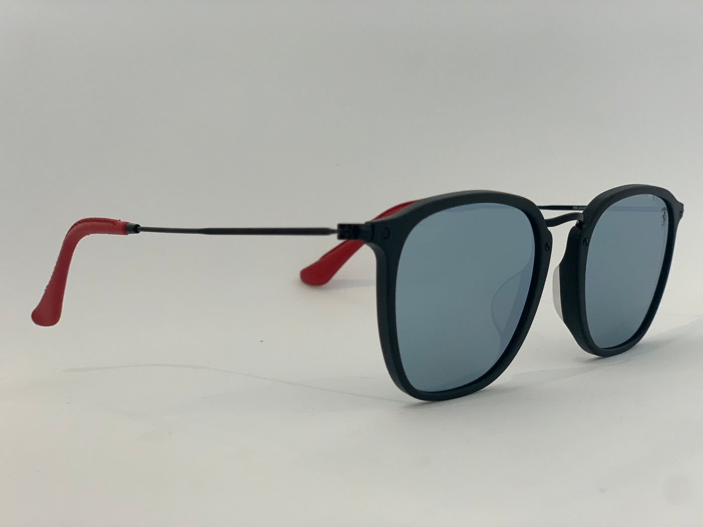 Ray-Ban Ferrari