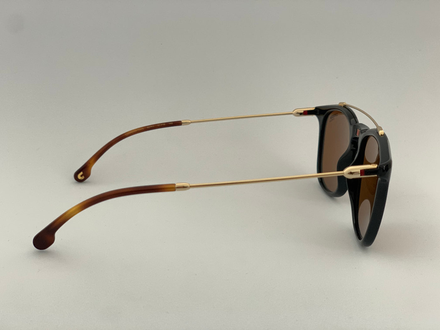 Carrera Acetato Metal Negro Dorado