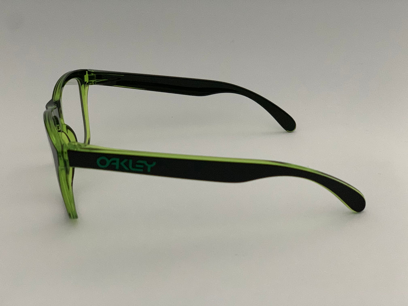 Oakley Frogskins